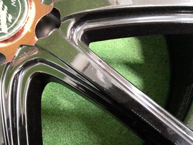 １８×７Ｊ・ＩＮ４８・Ａ－ＴＥＣＨ・ＦＩＮＡＬーＳＰＥＥＤ・アルミホイール・４本セット