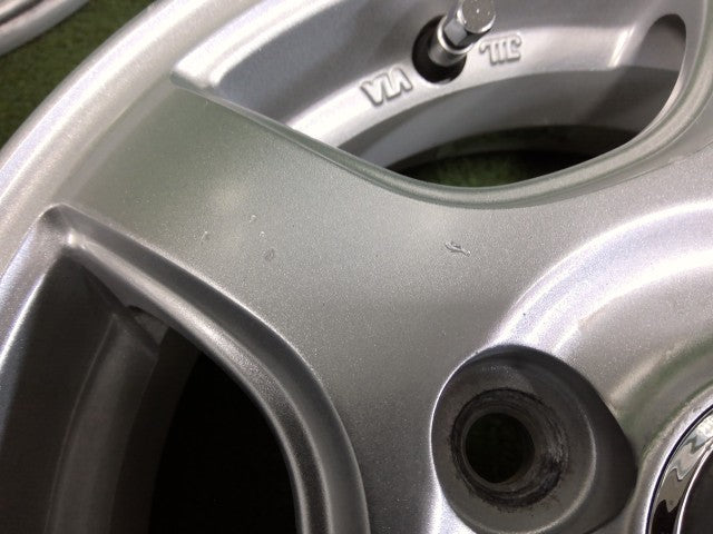 １２ｘ４Ｊ・ＩＮ４２・ブリヂストンＦＶＳ・ＴＲＩＰ・アルミホイール・４本セット