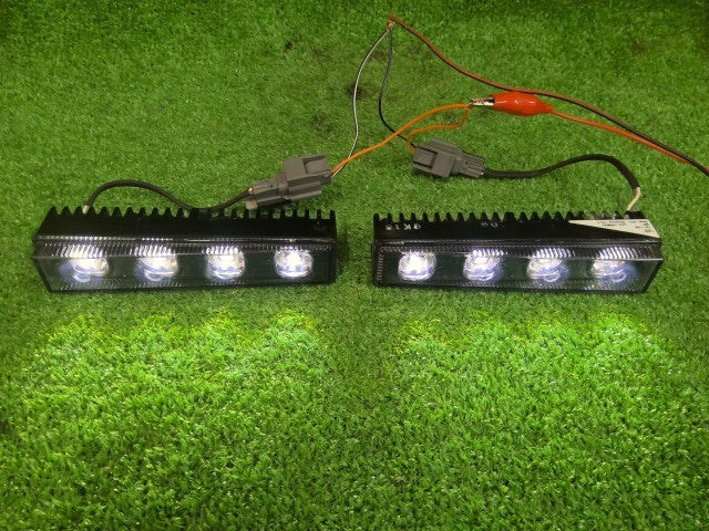 【代引不可】エルグランド・Ｅ５２系・ライダー・純正・ＬＥＤデイライト左右セット