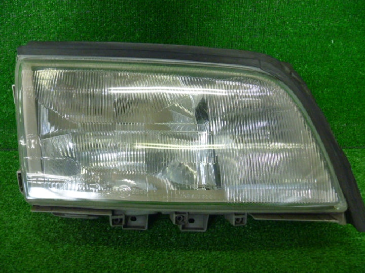 車体番号：ＷＤＢ２０２０２０２Ｆ４０＊＊＊＊