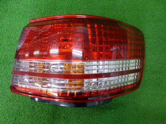 純正品番　８１５５０－３３１９０