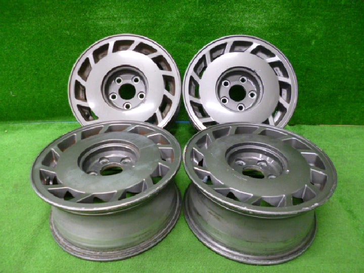 １５×６．５ＪＪ＋２０　ＰＣＤ１１４．３　５穴