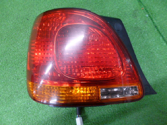 純正品番：８１５６０－３０８３０