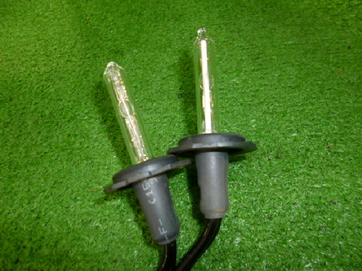 バルブサイズ：Ｈ７　ケルビン数不明