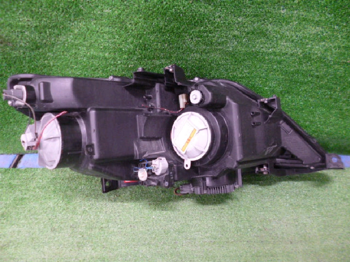 ホンダ エアウェイブ GJ1 GJ2 純正 HID ヘッドライト 左右セット ホンダ エアウェイブ GJ1 GJ2 純正 HID ヘッドライト 左右セット