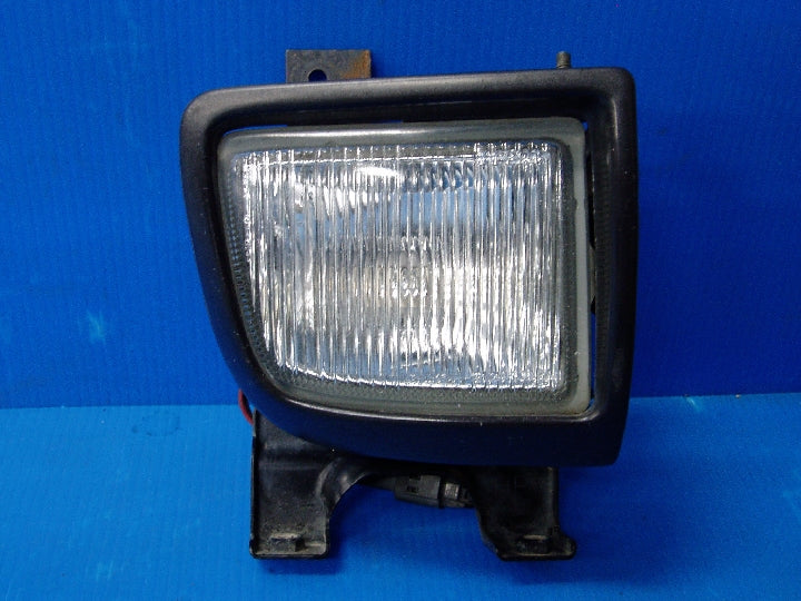 純正品番　Ｂ６１５０－０Ｅ０００
