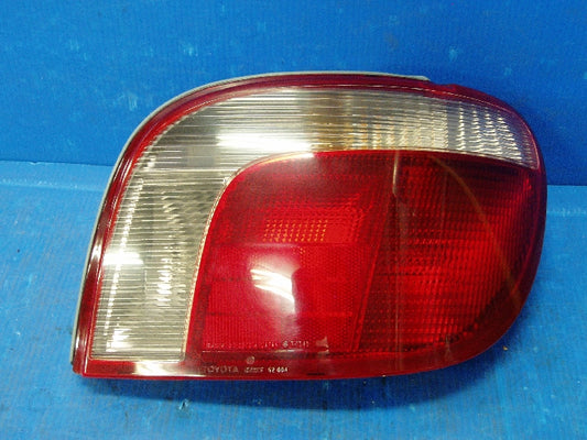 純正品番　８１５５０－５２１３０