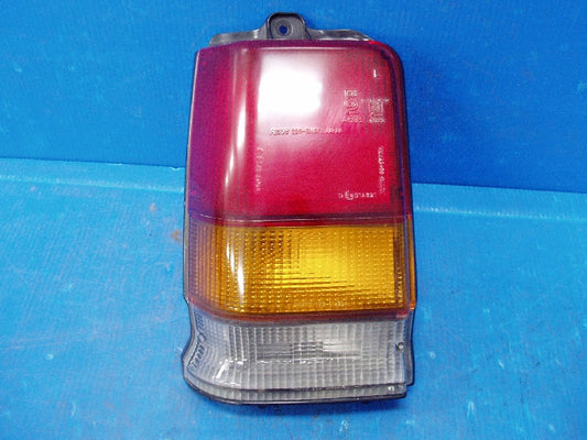 純正品番　８１５５０－８７２８１－０００