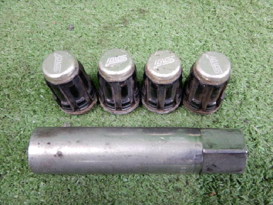 ネジピッチ：１．２５　シャフト径：１２Φ