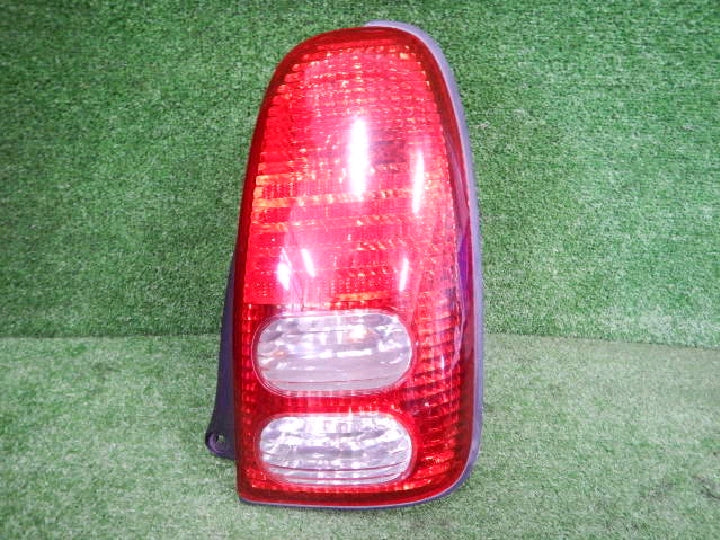 純正品番８１５５１－９７２１５－０００