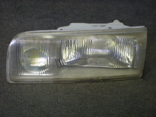 純正品番　８１１５０－２８１１０