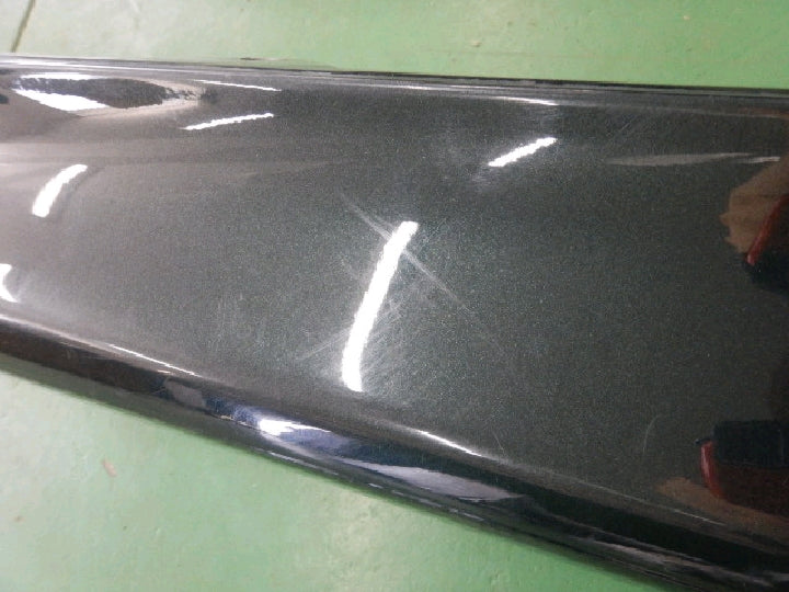 ＢＭＷ／ＣＬ２０／純正／右サイドスポイラー
