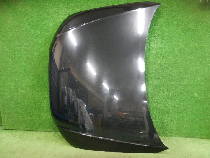 カラー：ＬＺ９Ｙ　ファントムブラック