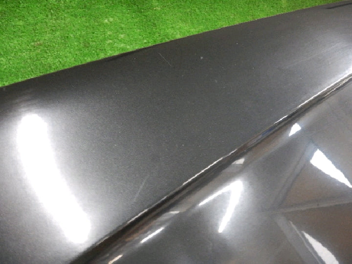 アウディ／Ａ４・アバント／Ｂ８系／前期／ボンネット／純正