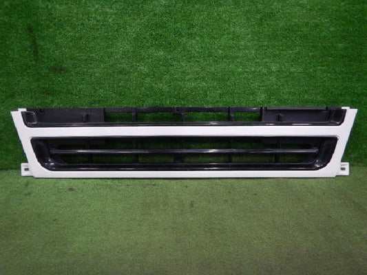 部品番号：ＭＣ９６４８６７／６８