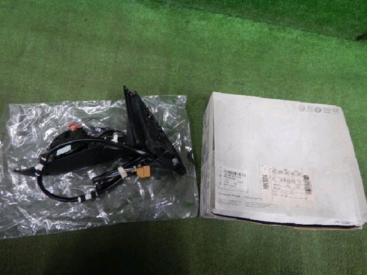８Ｅ２－８５８－５３１－ＡＣ－０１Ｃ