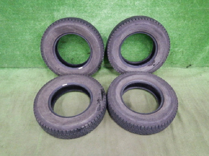 １６５Ｒ１３　６ＰＲ　ＬＴ　１７年