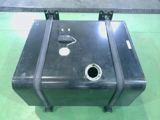 タンク外寸（突起含まず）：横幅８０×奥行６７．５×高さ４２ｃｍ