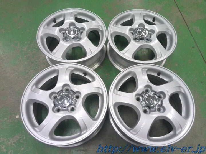 １５×５．５Ｊ＋４５ＰＣＤ１１４．３　５穴