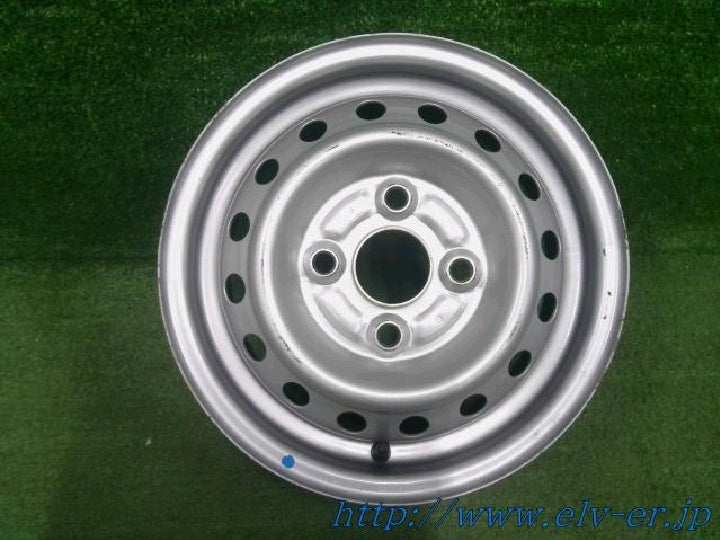 １２×４．００Ｂオフセット約＋４５ＰＣＤ１００　４穴