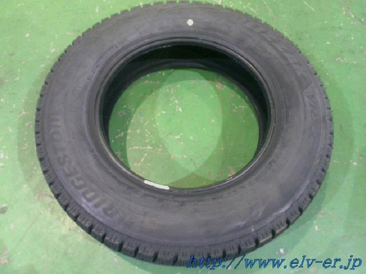 １４５／８０Ｒ１３　２２年