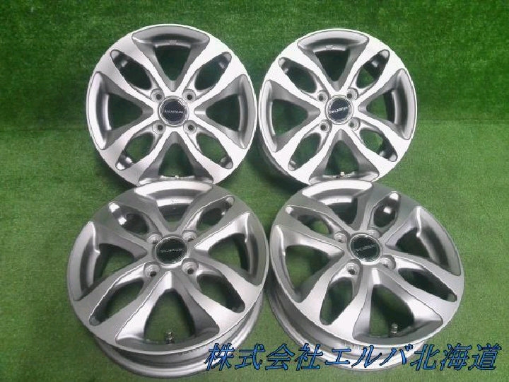 １４×４．５Ｊ＋４５　ＰＣＤ１００　４穴